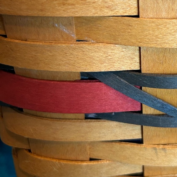 Longaberger 2000 All American Sparkler Basket, liner, and protector - Picture 3 of 13